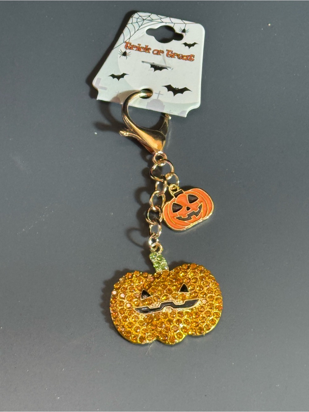 NWT Rhinestone Jack-o'-Lantern Pumpkin Keychain Bag Charm Gold Tone